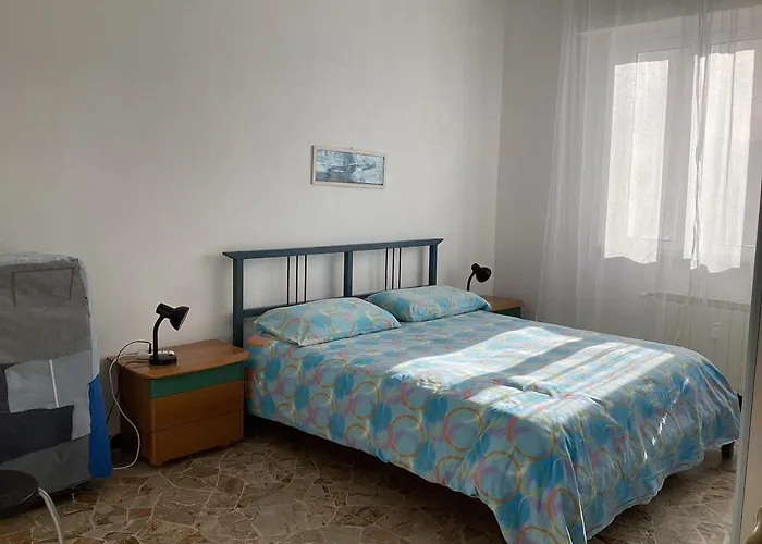 Casa Mare Tutto A Piedi Daire Spotorno